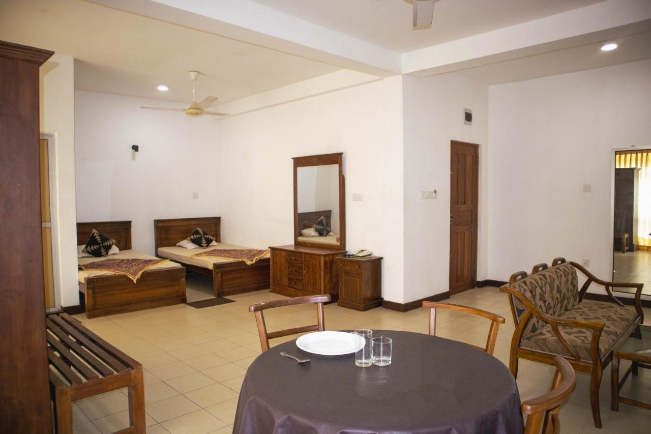 Chamaya Holiday Inn Balangoda Exterior foto